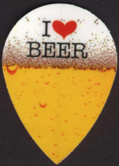 "I Love Beer" Teardrop Cut Dart Flights "I Love Beer" Teardrop Cut Dart Flights